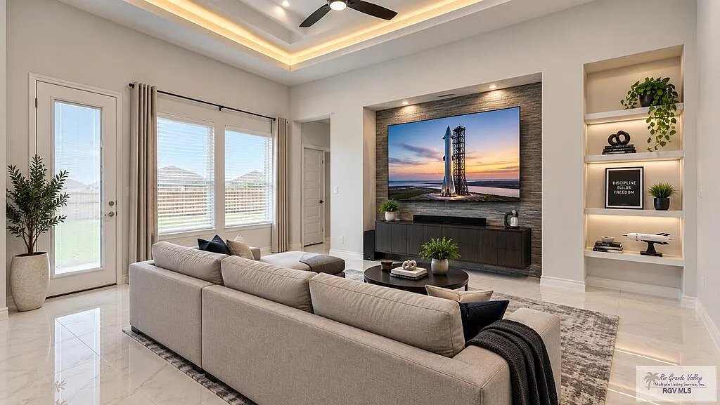 4 bed, 12.0 bath, 1972 sqft, $2,800 — Photo 3