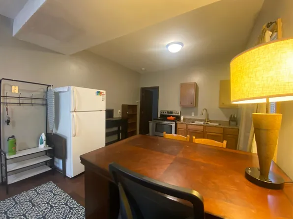 802 1st St SW #1, Rochester, MN 55902