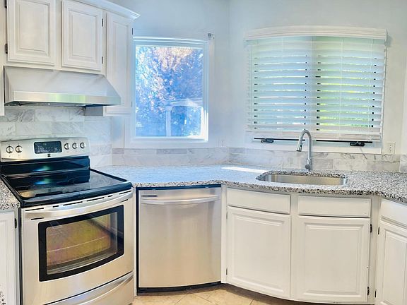 4th image of 3768 N Rushwood Ct