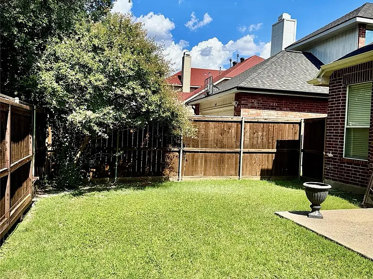 644 Forest Hill Dr — Photo 21