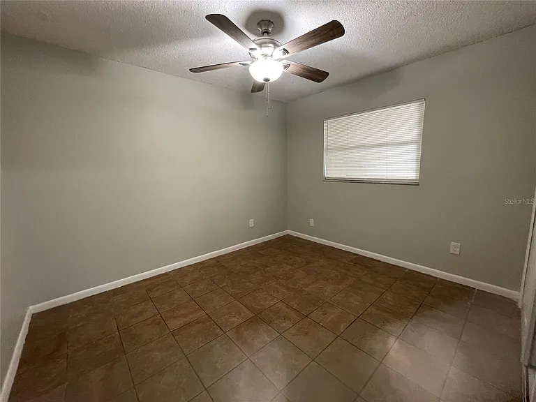 5719 Oleander Dr — Photo 5