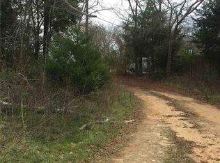 1100 S Main St, Lindale, TX 75771