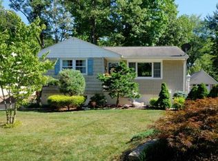 94 Hawthorne Ave, Colonia, NJ 07067