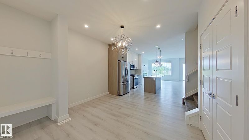 Edmonton House for rent - 3 Bedrooms — photo 3