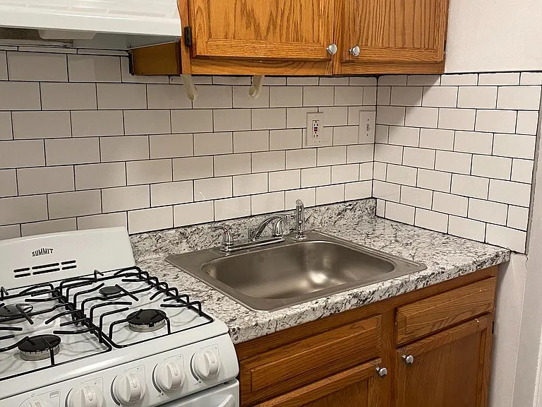 929 S 12th St #1 — Photo 1