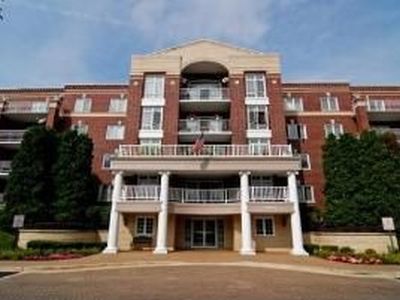 7091 W Touhy Ave APT 405, Niles, IL, 60714