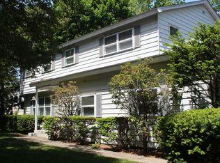 852 Hereford Way, Niskayuna, NY 12309