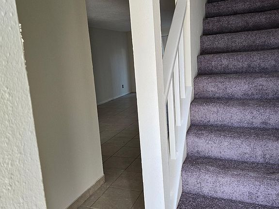 3rd image of 2325 W Pensacola St APT 171