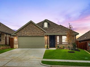 923 Beverly Dr, Cleburne, TX 76033