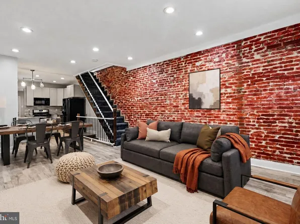 2238 Oakford St, Philadelphia, PA 19146