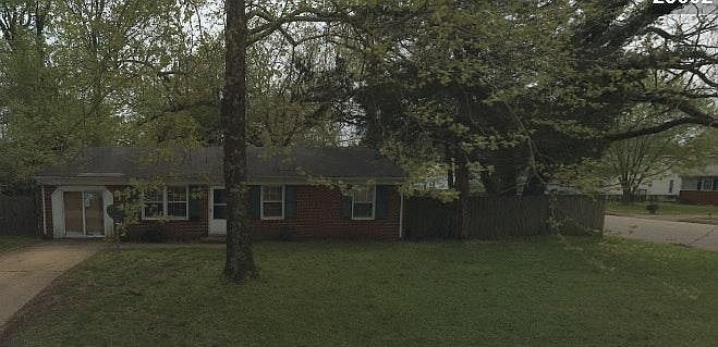 1st image of 133 Gwynn Cir