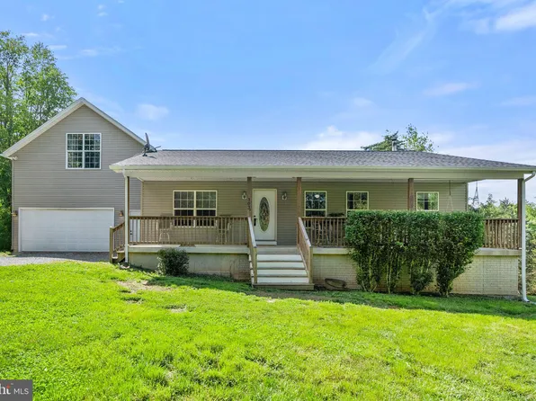 303 Marcum Ln, Harpers Ferry, WV 25425