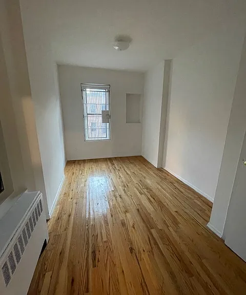 426 W 48th St #3ER — Photo 3