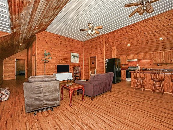 4th image of 309 Yeager Rd