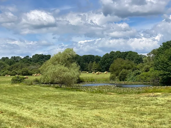 0 Gulf Rd, South Dartmouth, MA 02748