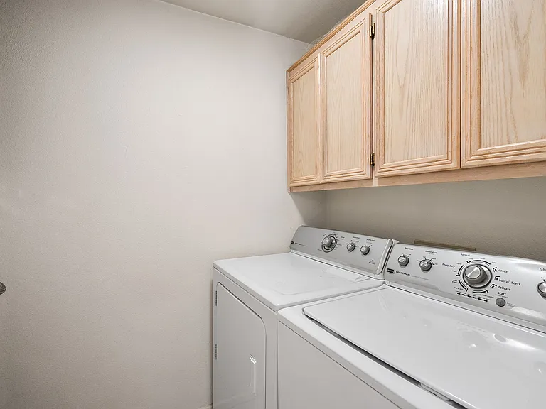 1801 NE Purcell Blvd #11 — Photo 20