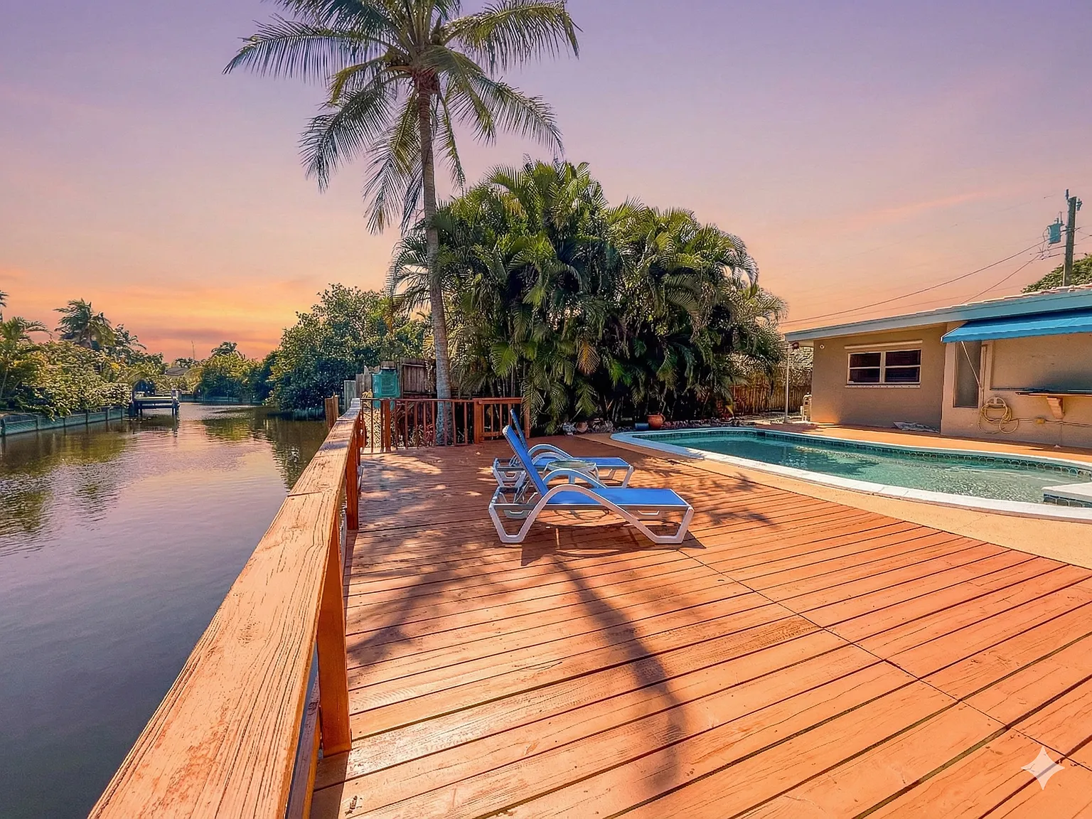 3 bed, $8,640 — Photo 1