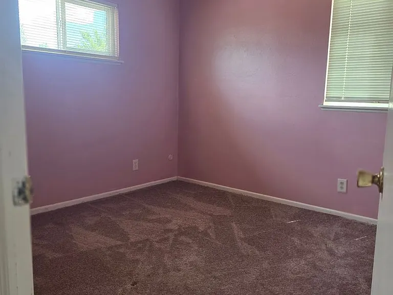 2640 Stine Way — Photo 12