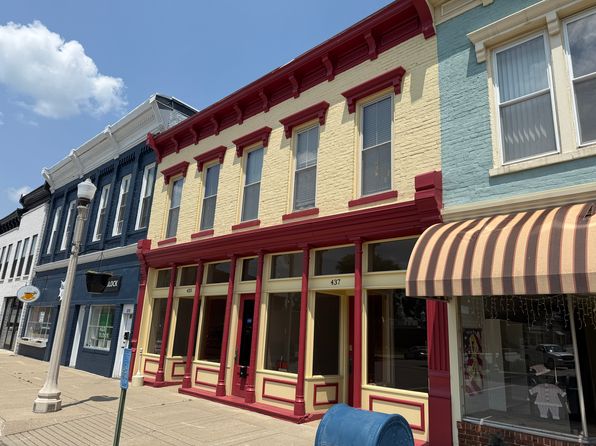 421 Main St #435