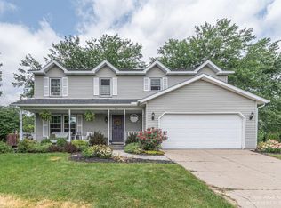 851 Hatfield Cir, Saline, MI 48176