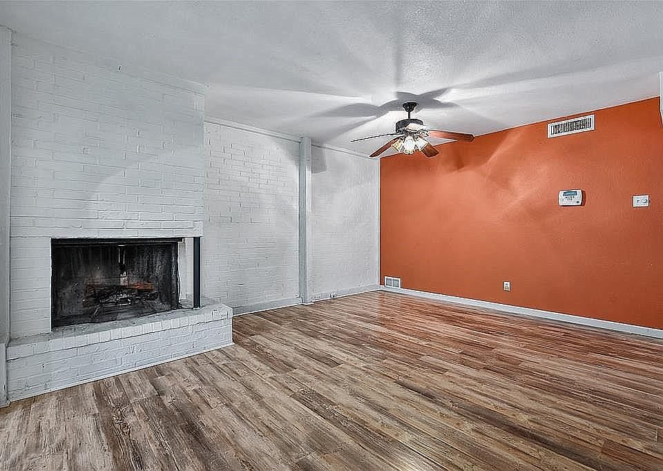 1st image of 2027 Court Pl