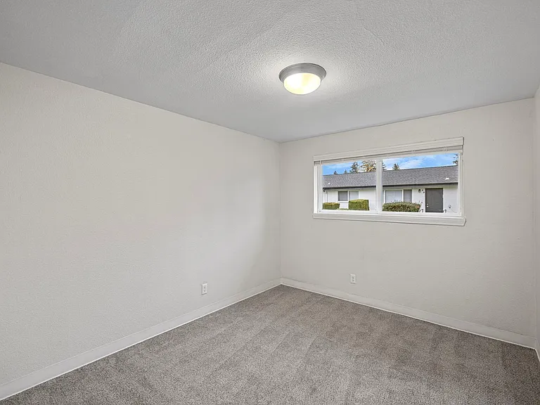 Manhattan Apartments - Normandy Park — Photo 85