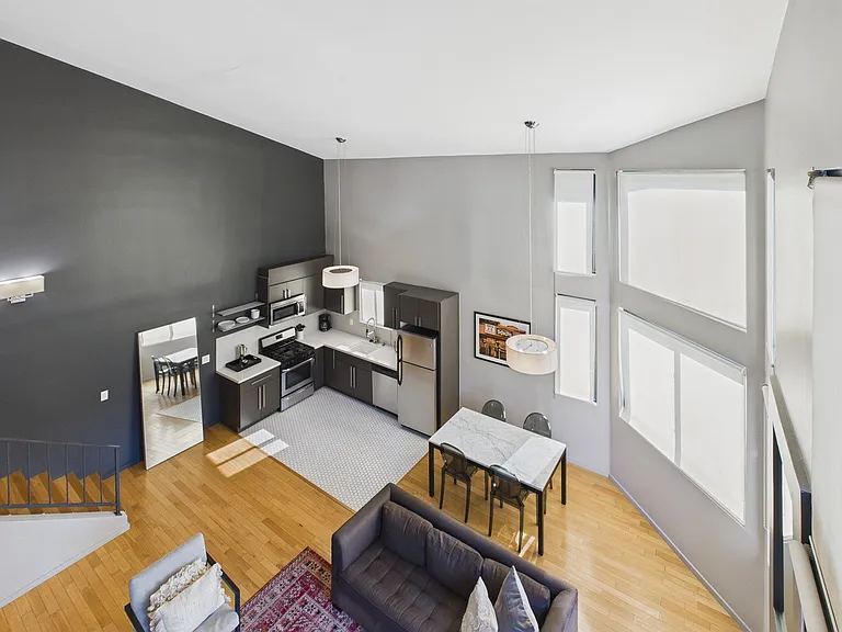 888 Hilgard Ave — Photo 25