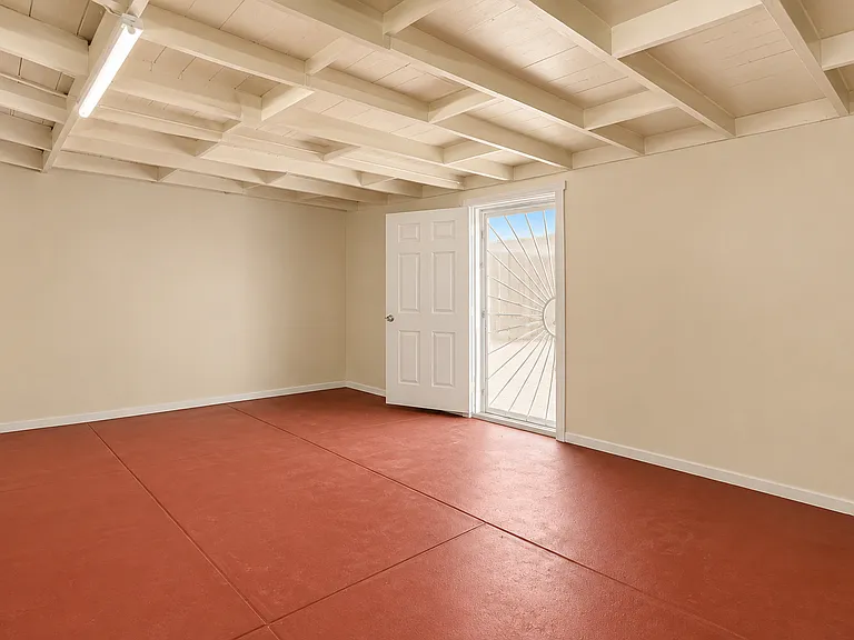 1303 N Roberts Way — Photo 13