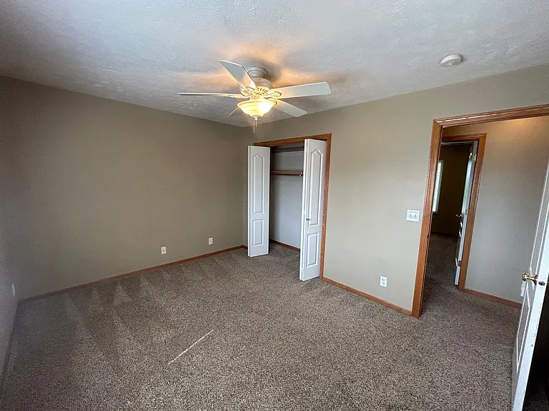 6630 Shadow Pines Pl — Photo 9