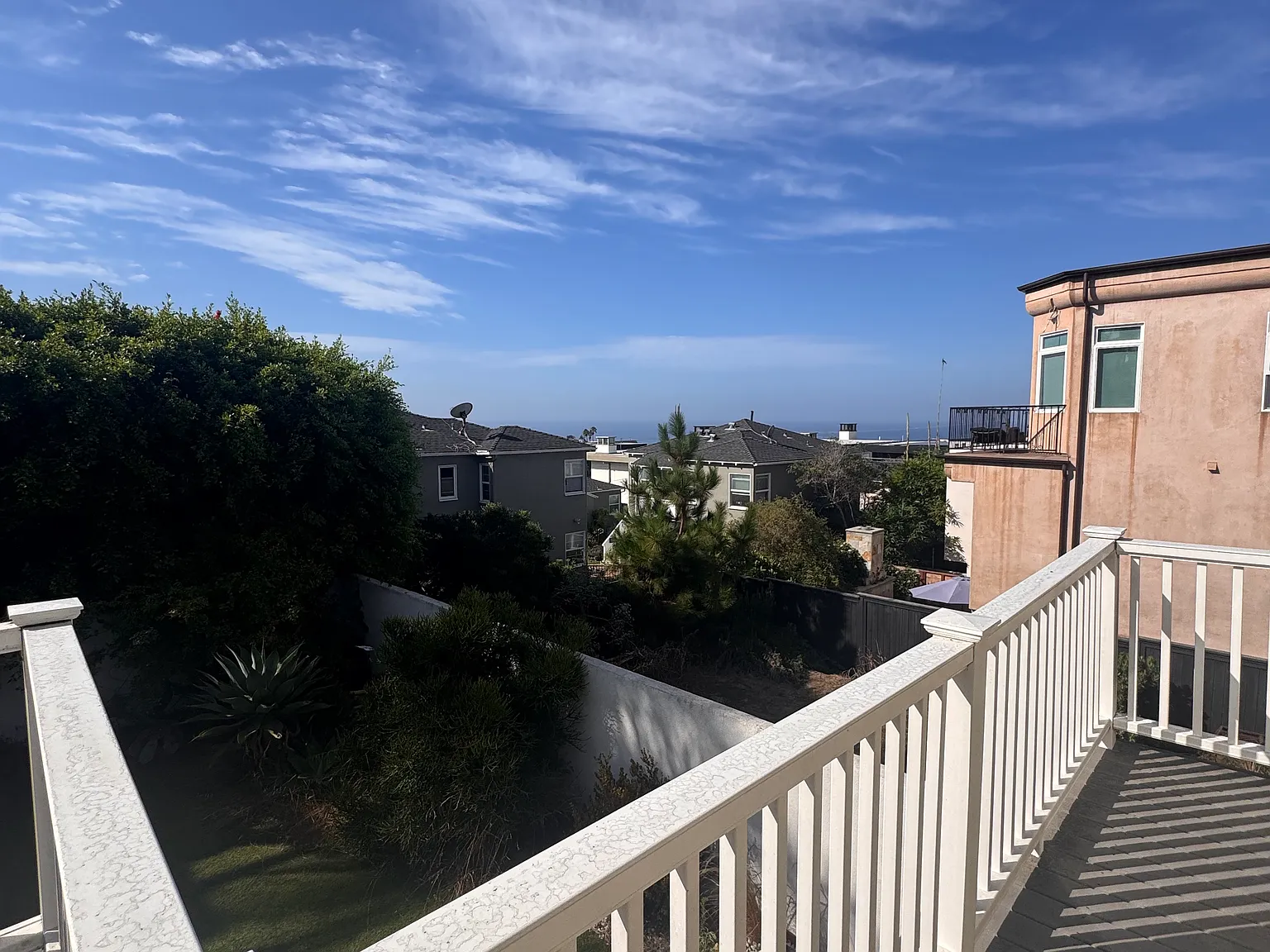 3 bed, 1752 sqft, $5,900 — Photo 4