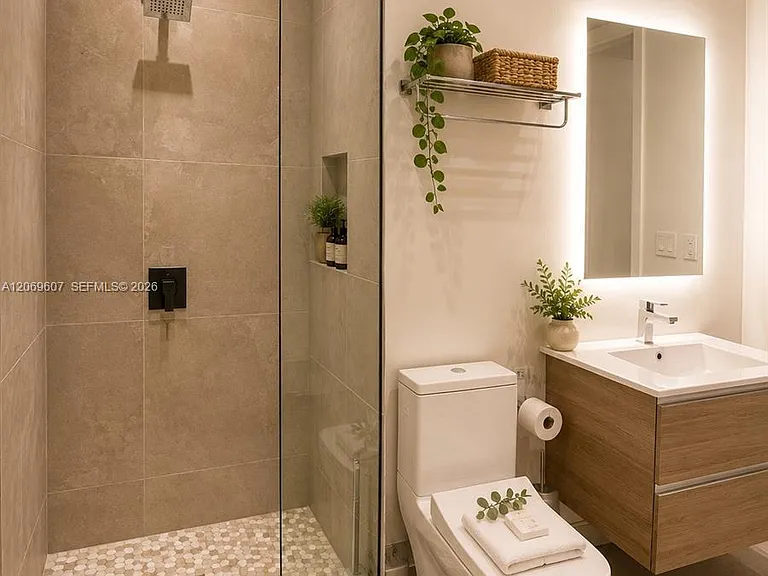 229 SW 9th St #604 — Photo 3