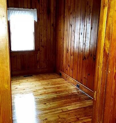 5th image of 503 E Madison Ave