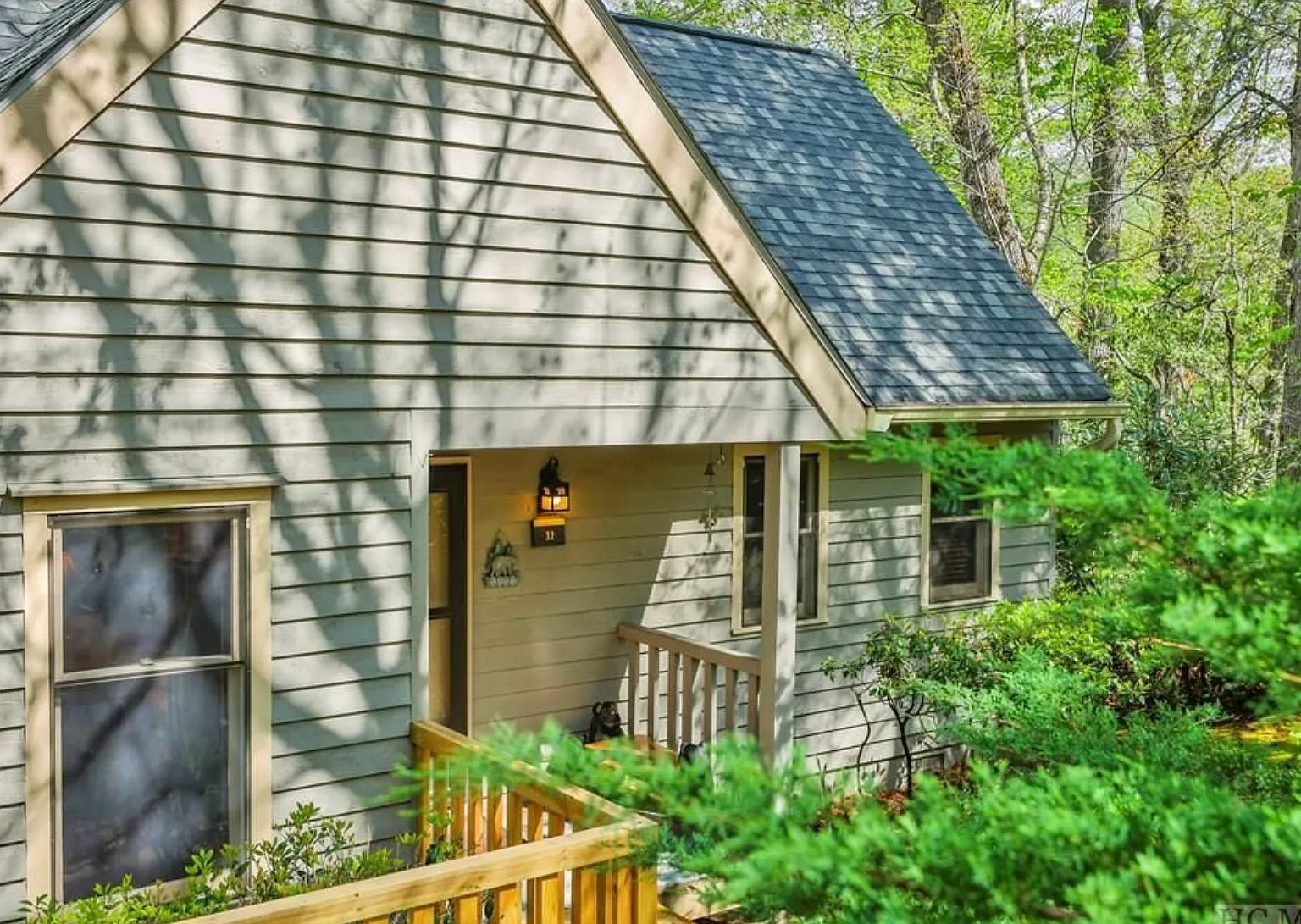 2 bed, 2.5 bath, $2,200 — Photo 1