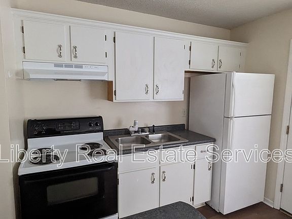 5th image of 125 Rolland St
