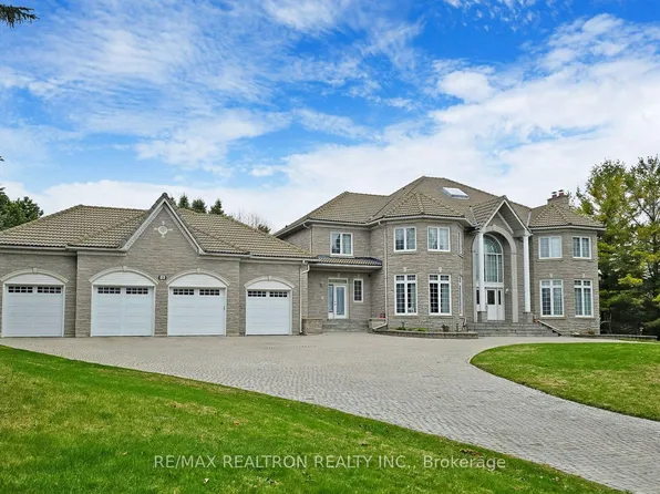23 Kensington Dr, Richmond Hill, ON L4E 3M9
