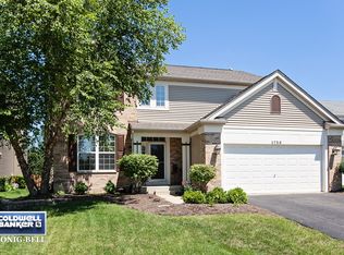 1730 Woodbury Ln, Aurora, IL