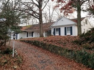 7105 Kempton Rd, Lanham, MD 20706