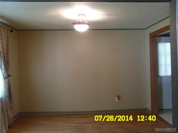 4th image of 72 Woodridge Ave