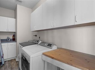 2426 Bienville Blvd, Dauphin Island, AL 36528