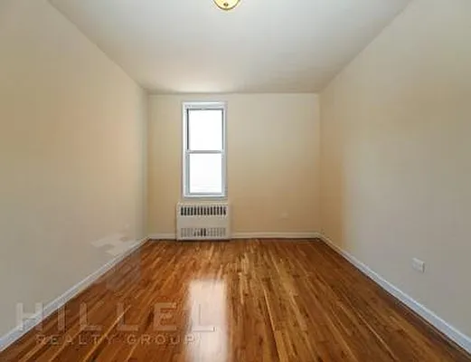 Rented by Hillel Realty Group | media 7