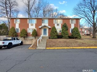 273 Queen St APT 11D, Southington, CT 06489