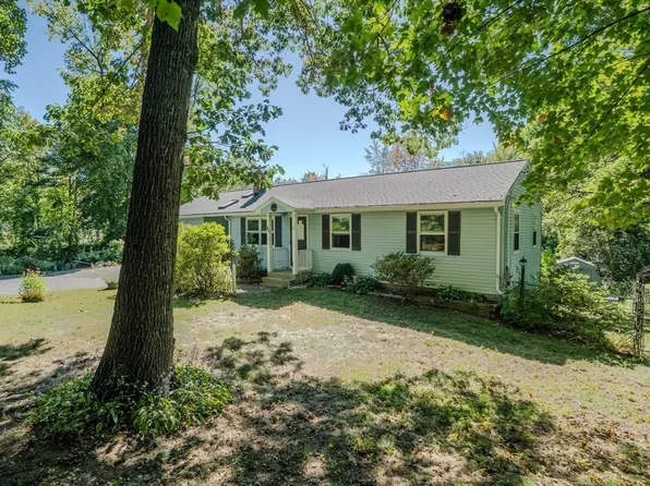 45 Howard St, Belchertown, MA 01007