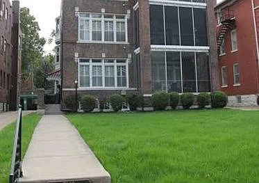 Building Photo - 5142 Waterman Blvd #3C