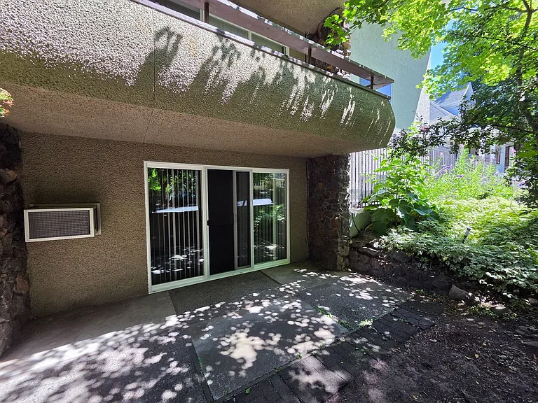 Fountain Terrace — Photo 26