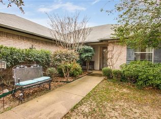 204 Troxell Blvd, Rhome, TX 76078