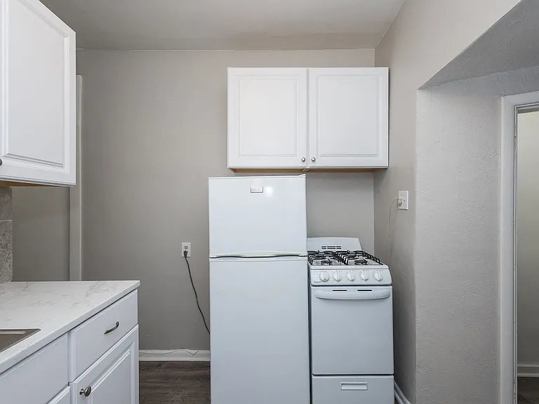 1141 N Washington St — Photo 19