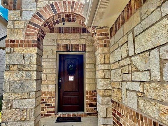 3rd image of 1510 Spencer Glen Ln