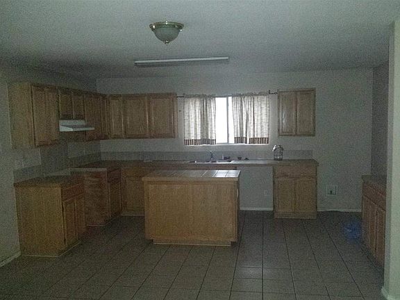 4th image of 10504 New River Dr