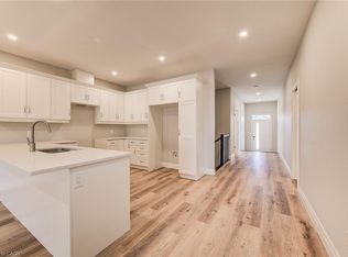 106 S Parkwood Blvd, Woolwich, ON N3B 3G8