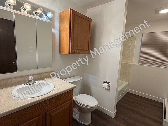 5th image of 316 Cedar Ave APT 4